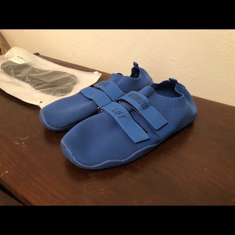 Notorious Lift Slippers